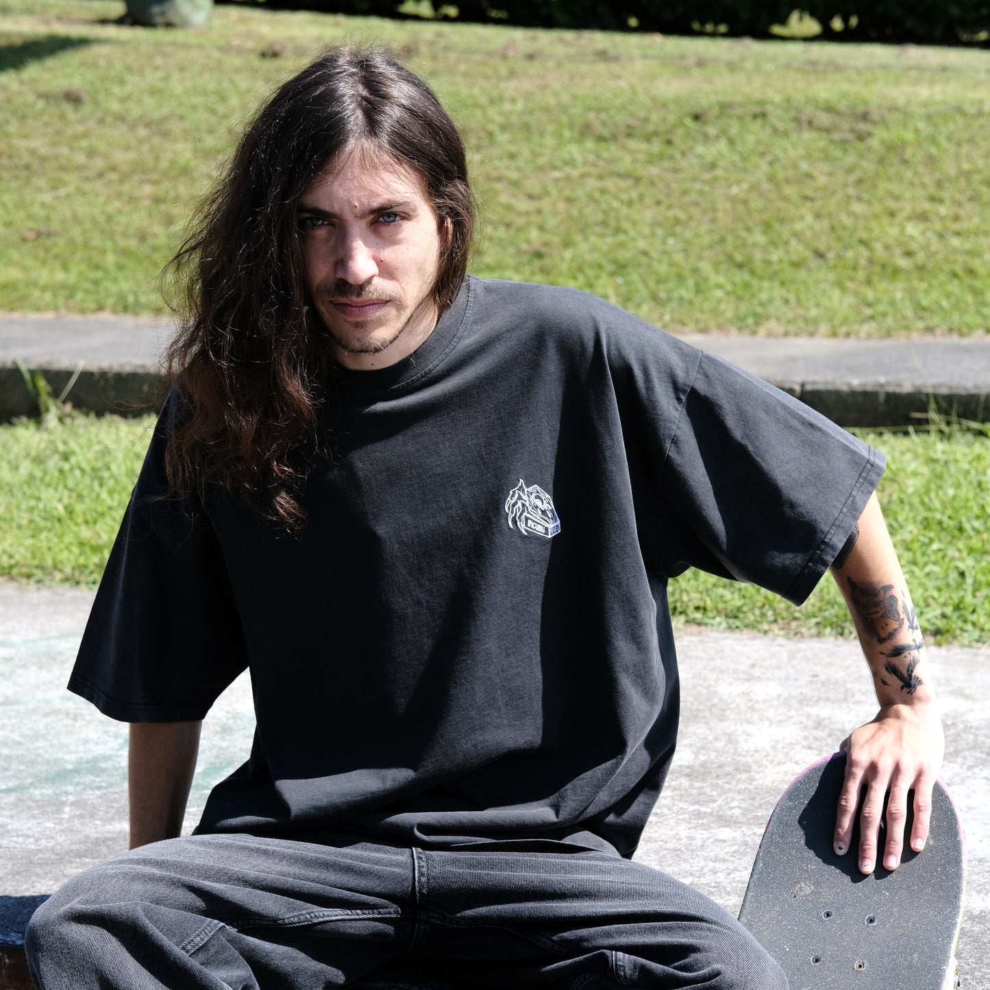 COFFIN TEE VINTAGE BLACK